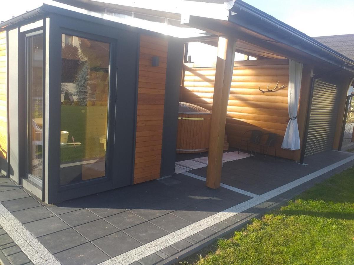 Bed and Breakfast Bialy Jelen Z Basenem I Jacuzzi Ostrowsko Exterior foto